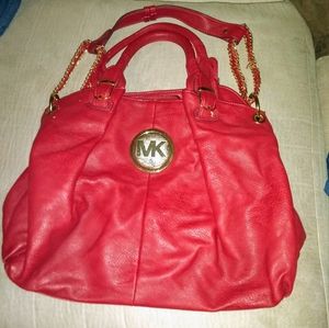 red purse